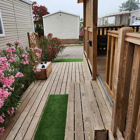 Muriel Le Mar Estang *