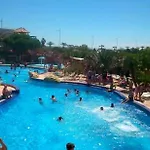 Kemp Muriel Le Mar Estang