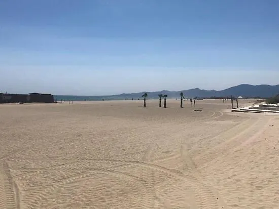 Muriel Le Mar Estang 营地 *