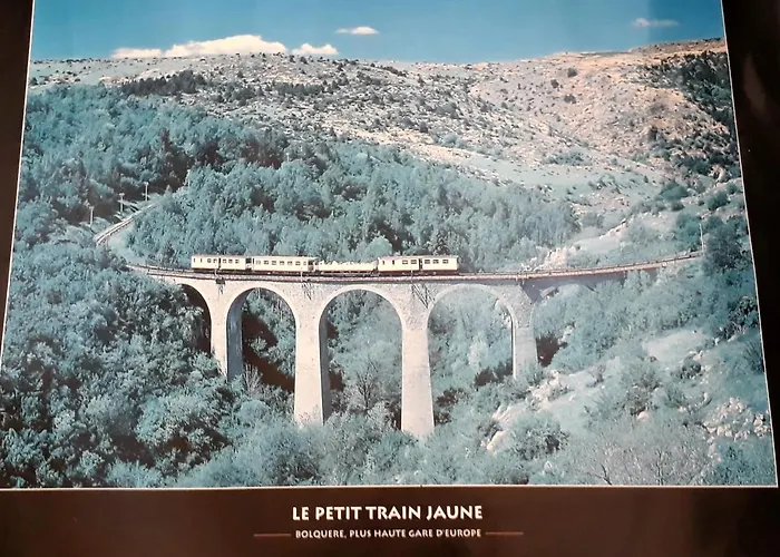 Muriel Le Mar Estang 营地 卡内