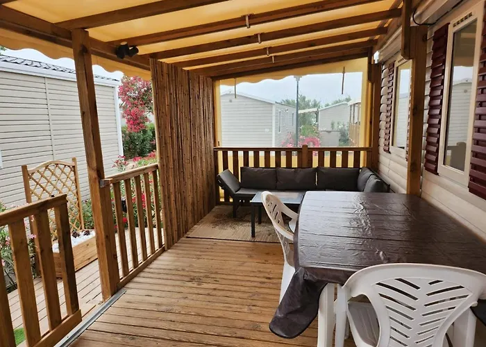 Muriel Le Mar Estang 营地