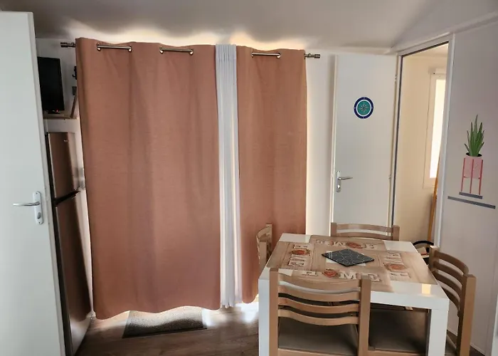 Muriel Le Mar Estang Camping Canet-en-Roussillon