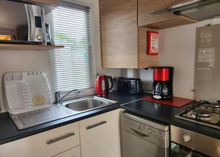 Muriel Le Mar Estang 营地 *